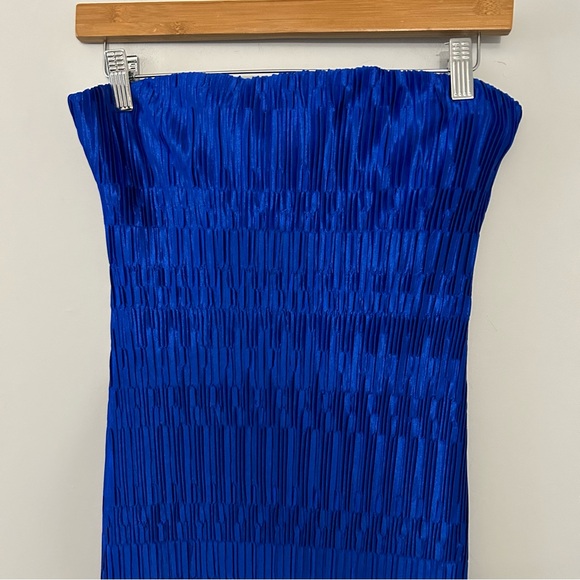 Astr Reine Strapless Plisse Blue Strapless Midi Dress - Picture 5 of 5